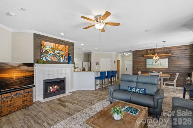18609 Harborside Drive, Cornelius, NC 28031