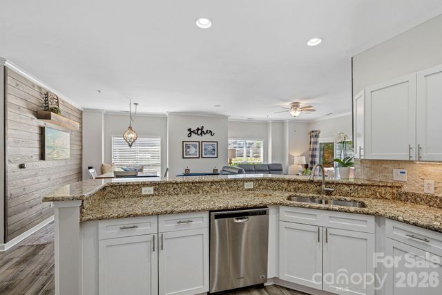 18609 Harborside Drive, Cornelius, NC 28031