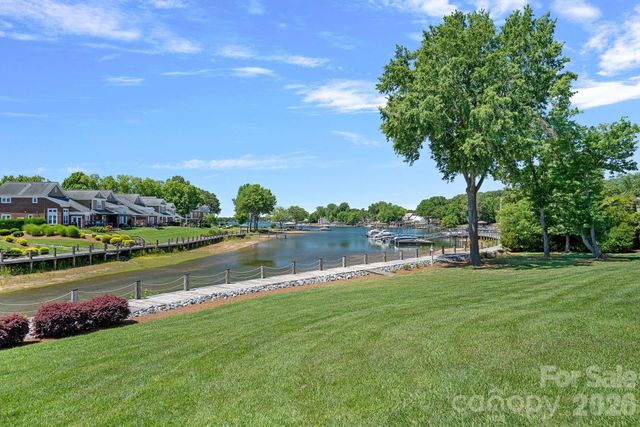 18609 Harborside Drive, Cornelius, NC 28031