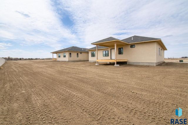 818 Almond Ave Avenue, Harrisburg, SD 57032