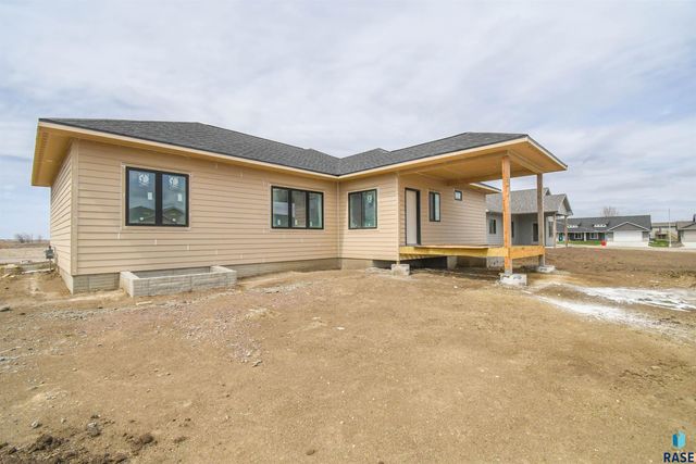 818 Almond Ave Avenue, Harrisburg, SD 57032