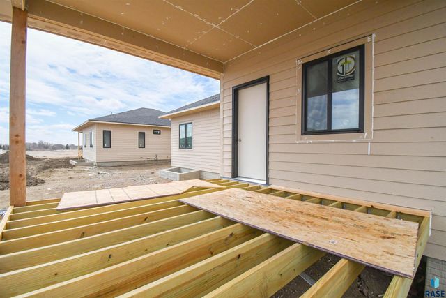 818 Almond Ave Avenue, Harrisburg, SD 57032