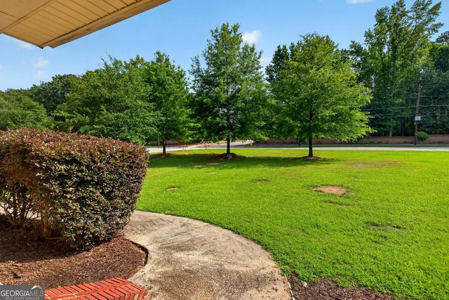 190 Forrest Avenue, Fayetteville, GA 30214