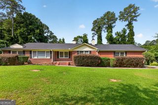 190 Forrest Avenue, Fayetteville, GA 30214
