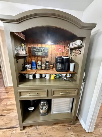 182 Blossom, Hilltop Lakes, TX 77871