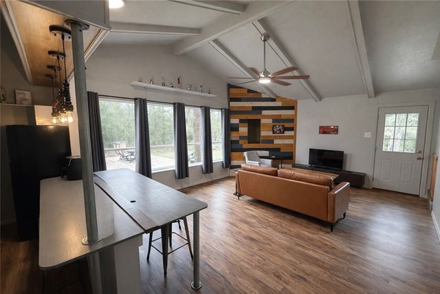 182 Blossom, Hilltop Lakes, TX 77871