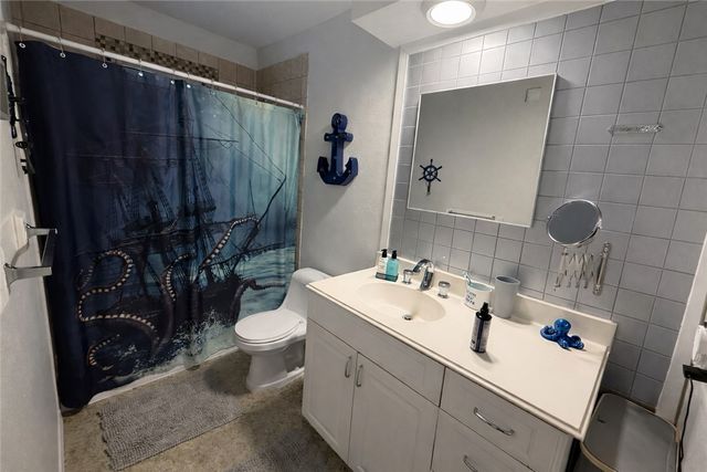 182 Blossom, Hilltop Lakes, TX 77871