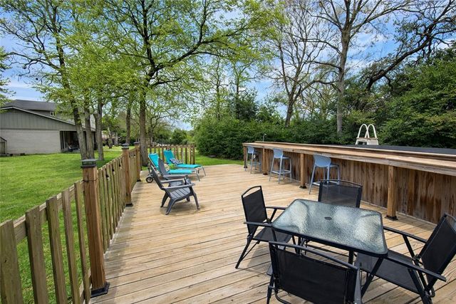 182 Blossom, Hilltop Lakes, TX 77871