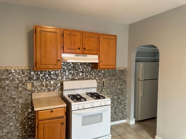 42 Draper Street 2, Boston, MA 02122
