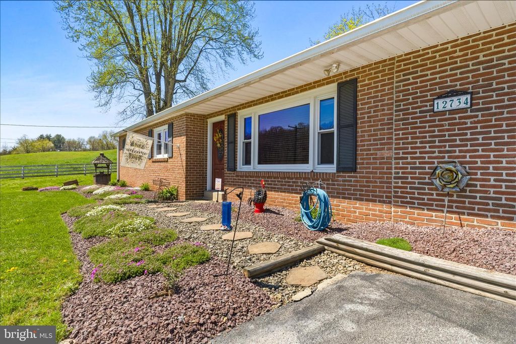 Image 3 of property listing at 12734 WOODSBORO PIKE, Keymar, MD 21757