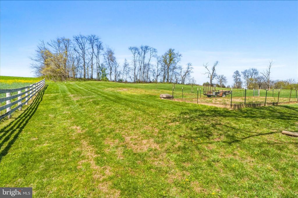 Image 41 of property listing at 12734 WOODSBORO PIKE, Keymar, MD 21757