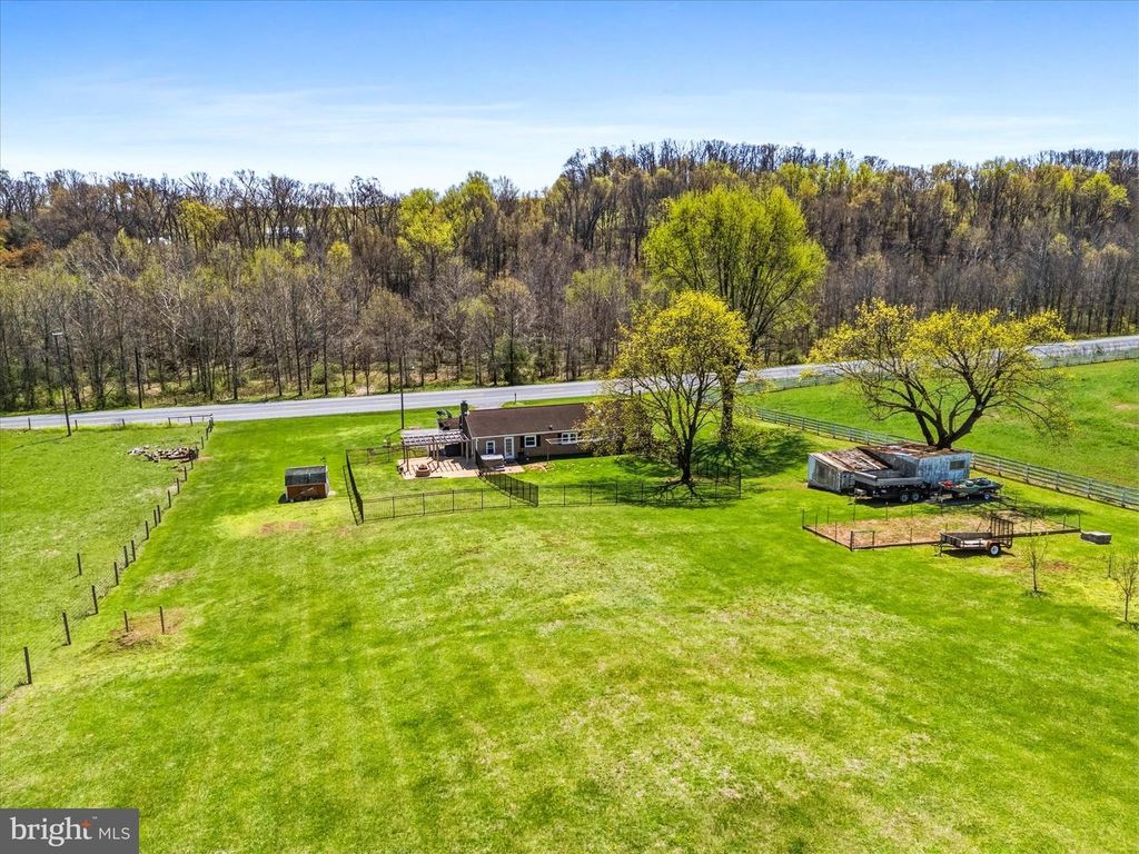 Image 50 of property listing at 12734 WOODSBORO PIKE, Keymar, MD 21757