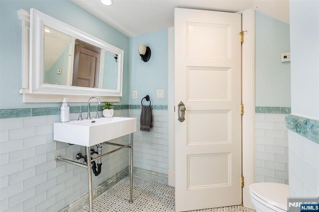 109 Clarewill Avenue, Montclair, NJ 07043