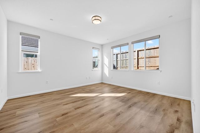 12713 Mission Peak Way, Rancho Cordova, CA 95742