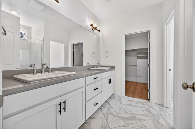 12713 Mission Peak Way, Rancho Cordova, CA 95742