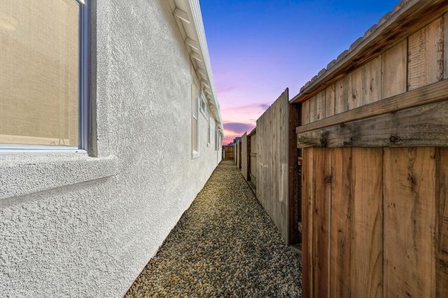 12713 Mission Peak Way, Rancho Cordova, CA 95742