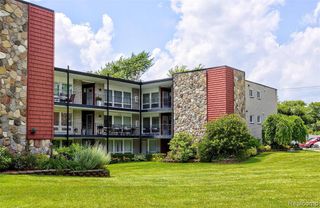 4345 Crooks Road 36, Royal Oak, MI 48073