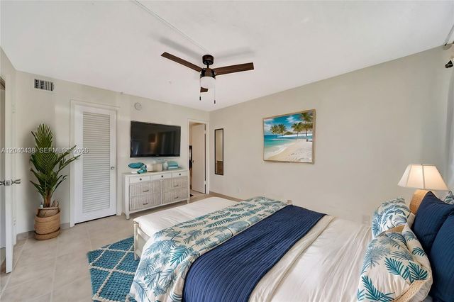 3221 NE 8th Street 103, Pompano Beach, FL 33062
