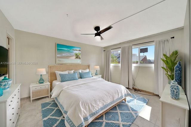 3221 NE 8th Street 103, Pompano Beach, FL 33062
