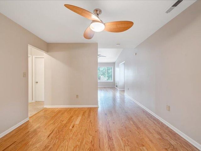 107 Windward DR SW 107, Roanoke, VA 24018