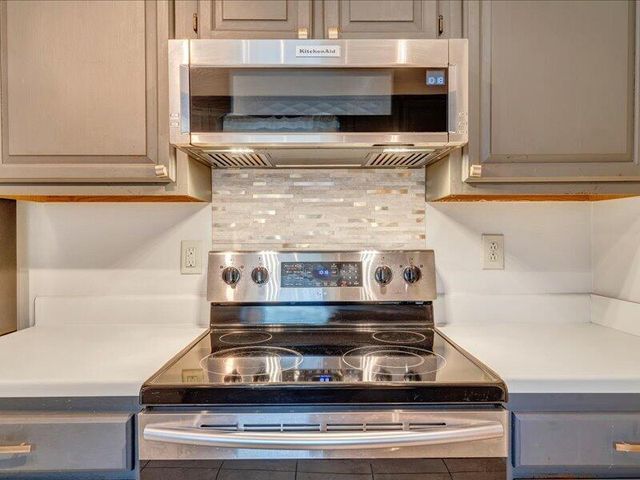 107 Windward DR SW 107, Roanoke, VA 24018