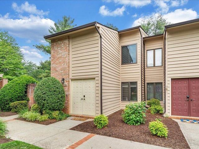 107 Windward DR SW 107, Roanoke, VA 24018