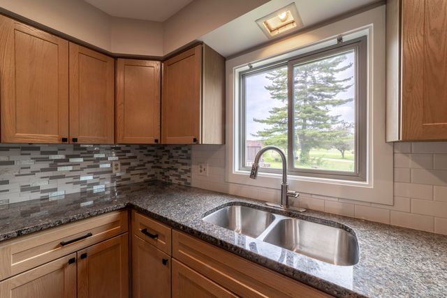 340 Golfview Drive, Schererville, IN 46375