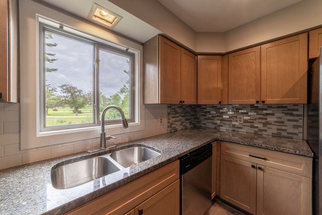 340 Golfview Drive, Schererville, IN 46375