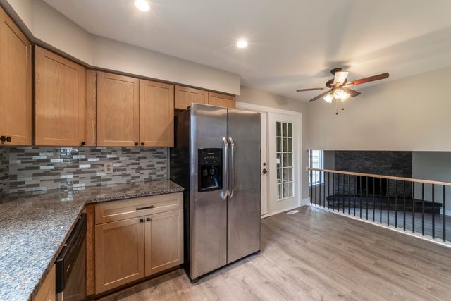 340 Golfview Drive, Schererville, IN 46375