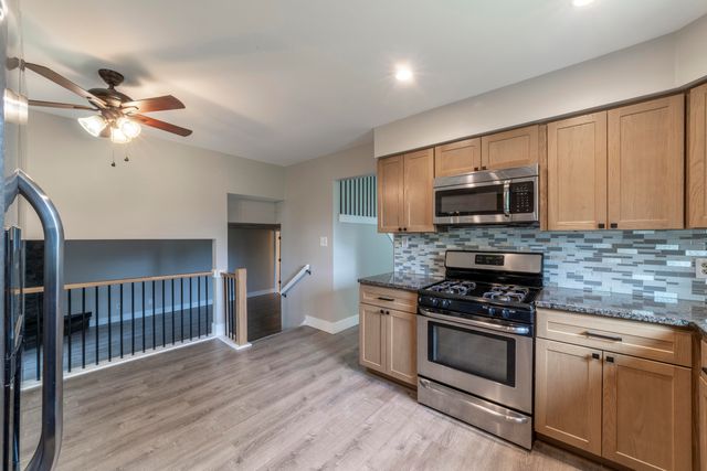 340 Golfview Drive, Schererville, IN 46375