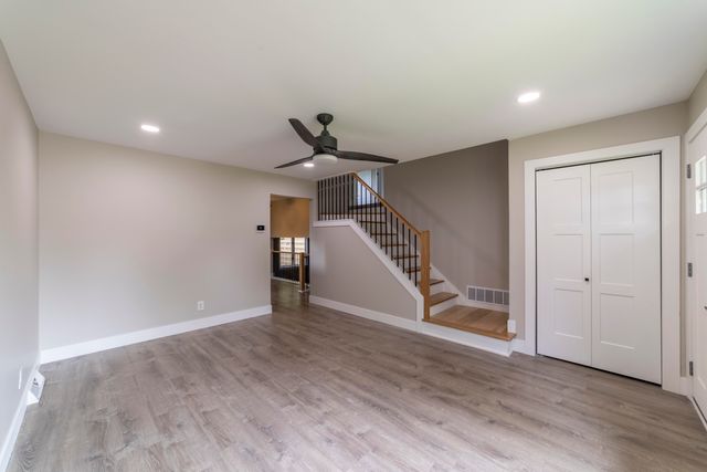 340 Golfview Drive, Schererville, IN 46375