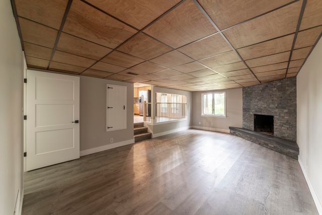 340 Golfview Drive, Schererville, IN 46375