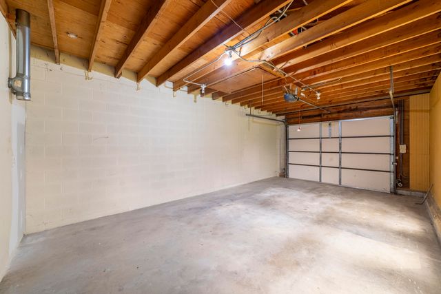 340 Golfview Drive, Schererville, IN 46375