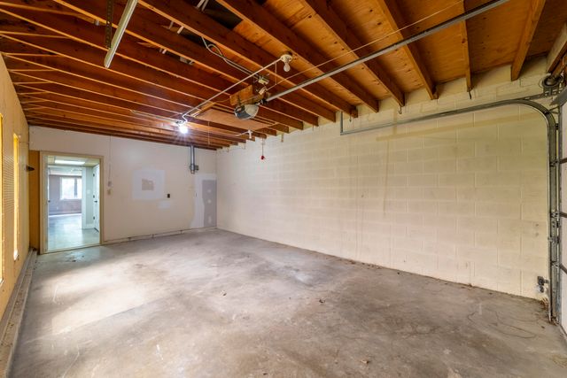 340 Golfview Drive, Schererville, IN 46375
