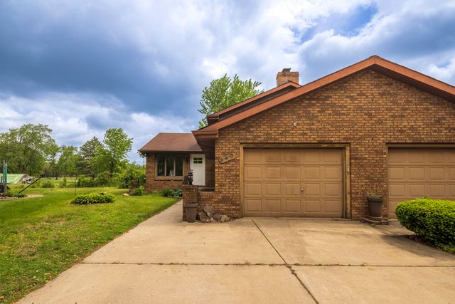 340 Golfview Drive, Schererville, IN 46375