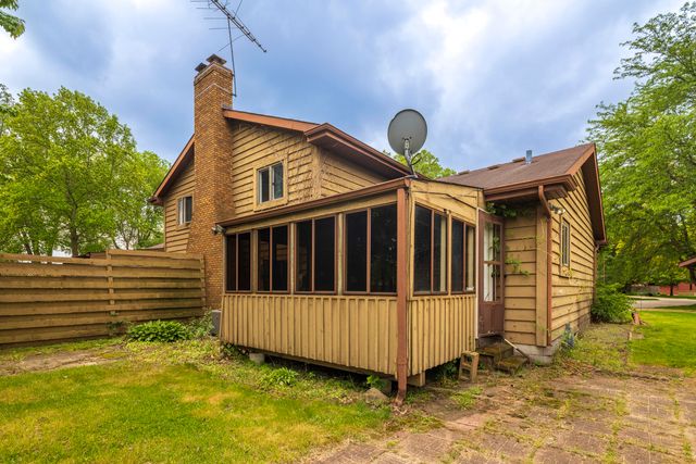 340 Golfview Drive, Schererville, IN 46375