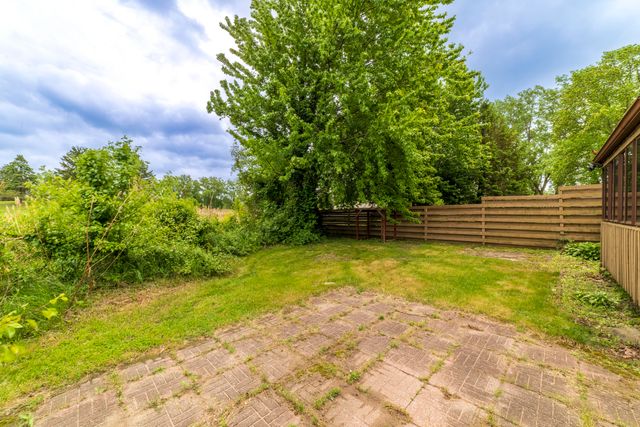 340 Golfview Drive, Schererville, IN 46375