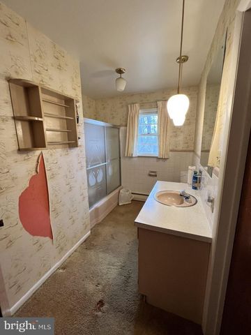 977 LOCUST GROVE RD, Middletown, PA 17057