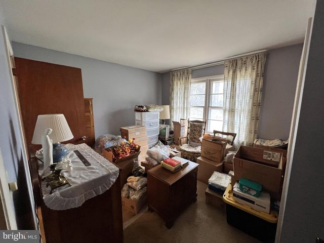 977 LOCUST GROVE RD, Middletown, PA 17057