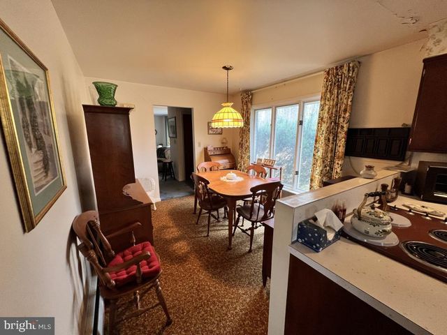 977 LOCUST GROVE RD, Middletown, PA 17057