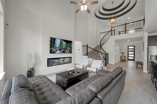 2210 Seneca Lake Drive, La Marque, TX 77568
