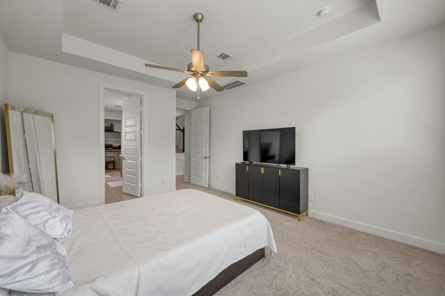 2210 Seneca Lake Drive, La Marque, TX 77568