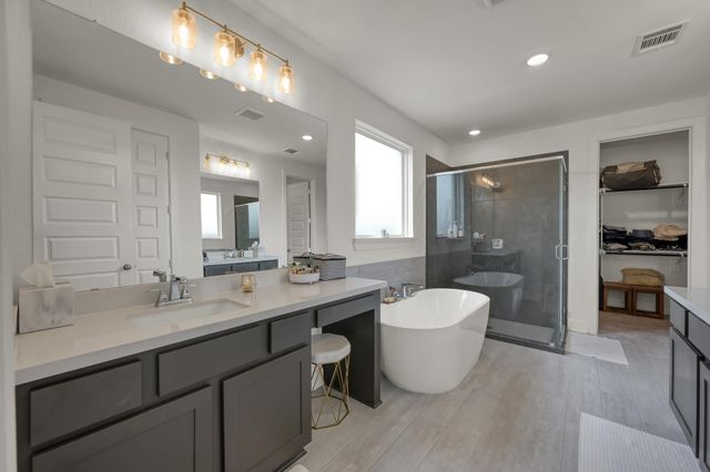 2210 Seneca Lake Drive, La Marque, TX 77568