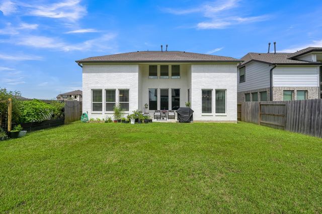 2210 Seneca Lake Drive, La Marque, TX 77568