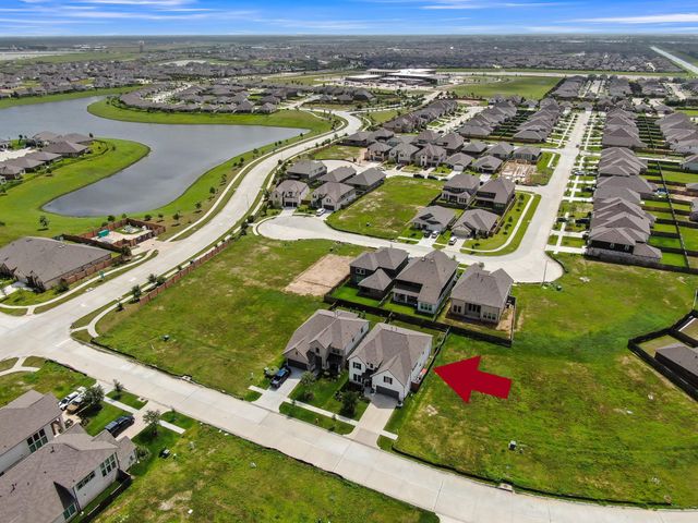 2210 Seneca Lake Drive, La Marque, TX 77568