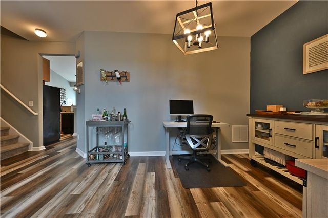 151 Spring Way Square, Canton, GA 30114