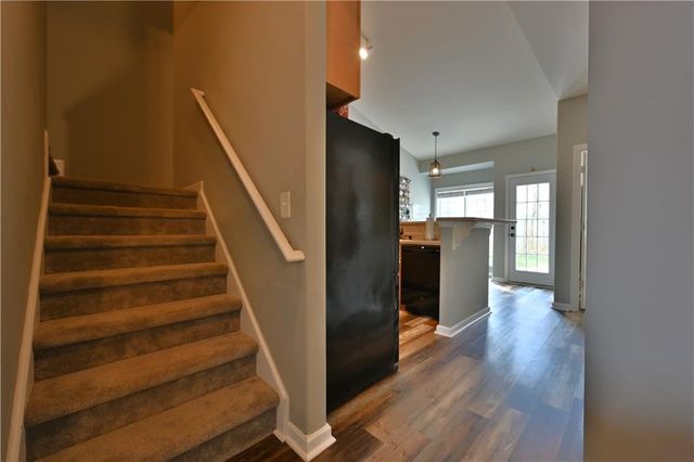 151 Spring Way Square, Canton, GA 30114