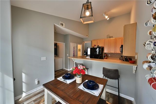 151 Spring Way Square, Canton, GA 30114