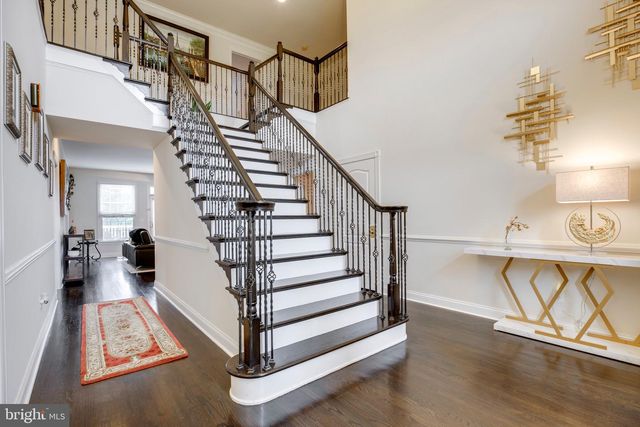15613 VILLAGE COVE PL, Haymarket, VA 20169