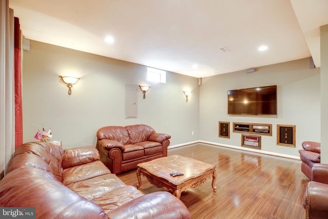 15613 VILLAGE COVE PL, Haymarket, VA 20169